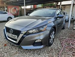 نيسان ألتيما